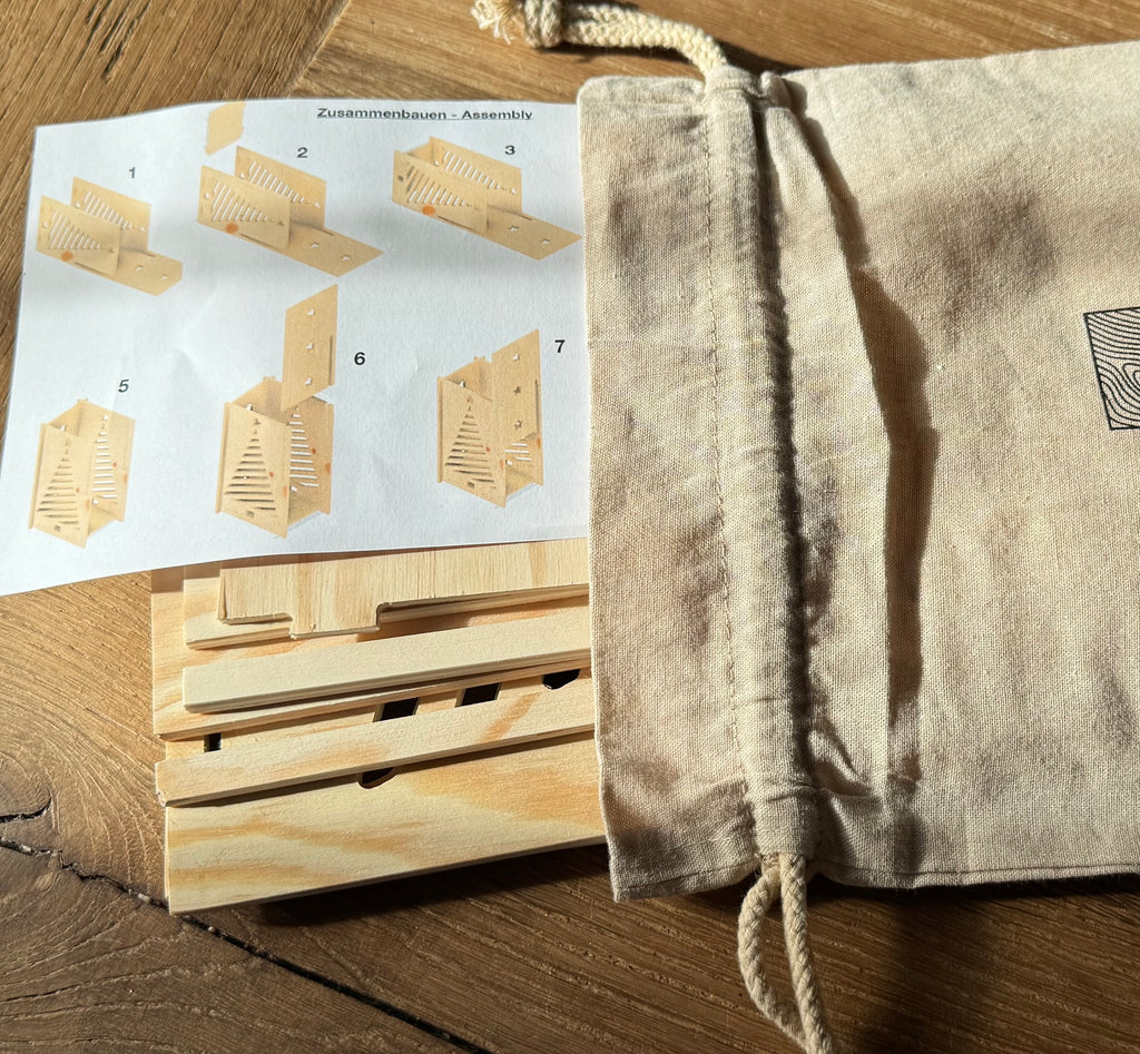 Klein Weihnachtsbaum-Lichterkasten