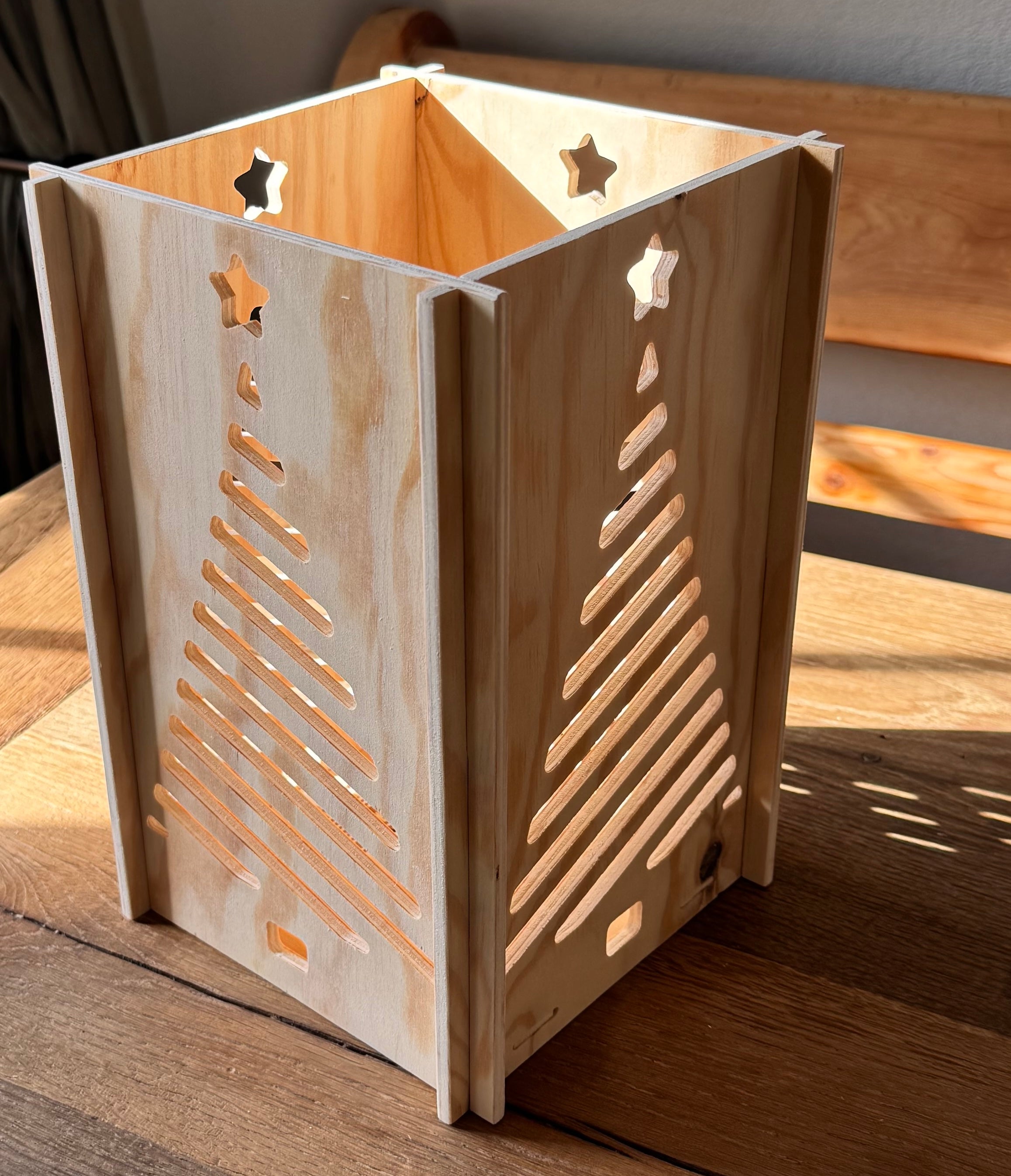 Gross Weihnachtsbaum-Lichterkasten