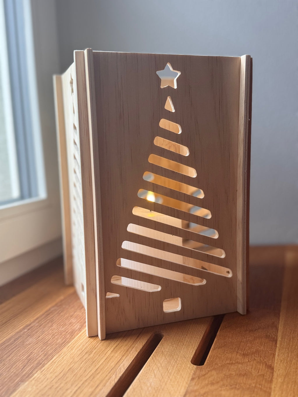 Gross Weihnachtsbaum-Lichterkasten